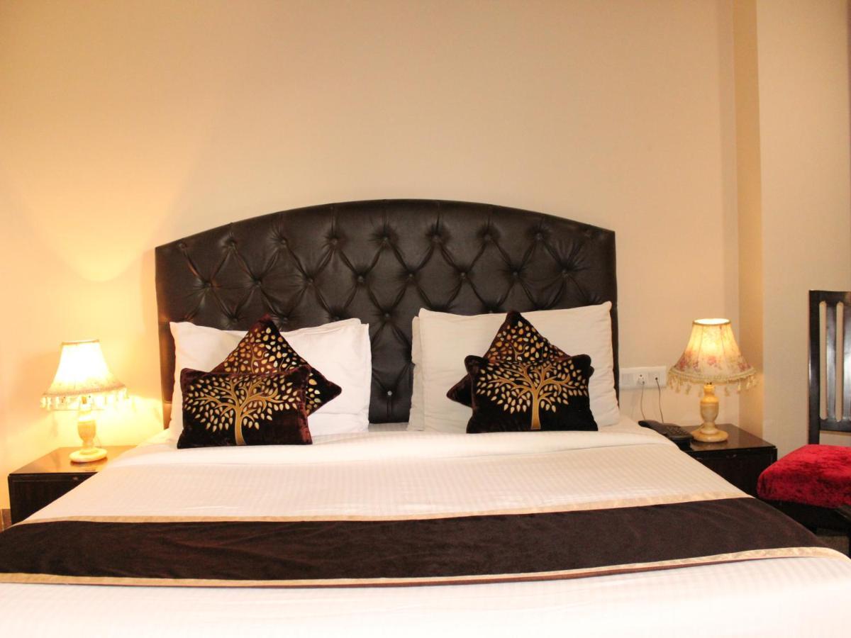 Karan Holidays Delhi  Exterior photo